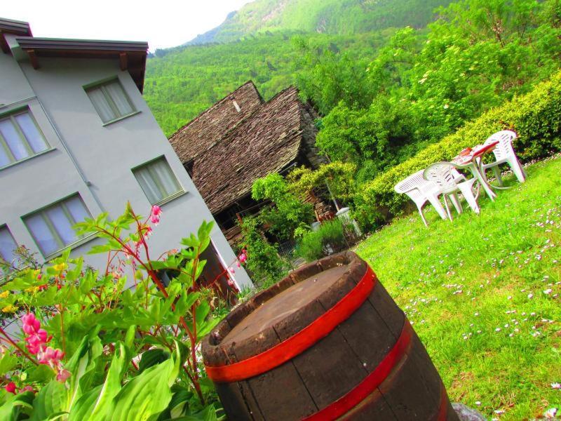 Casa Vacanza Pizzo Camino Calasca-Castiglione Exterior photo